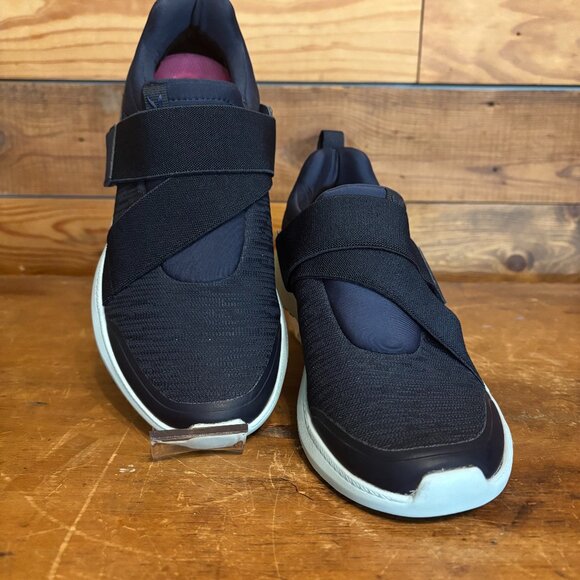 Never Worn Vionic Navy Blue Shoes Wms 6.5 - Picture 1 of 7